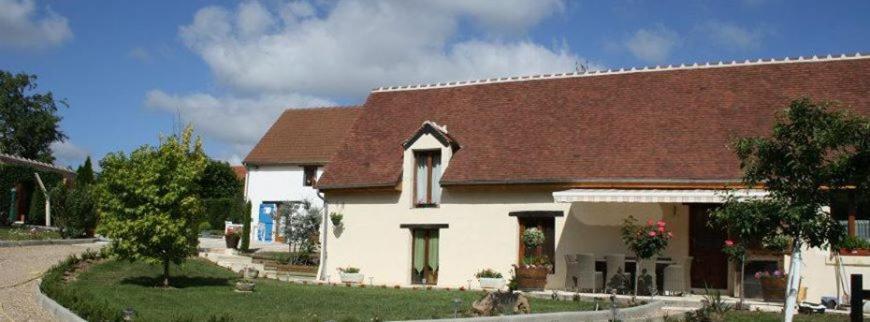 Les Gites De La Chapiniere Châteauvieux Exteriör bild